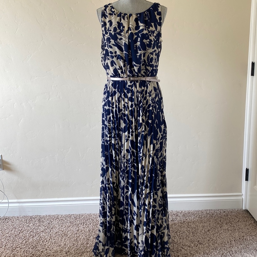 Jessica Howard Blue Floral Chiffon Maxi Dress